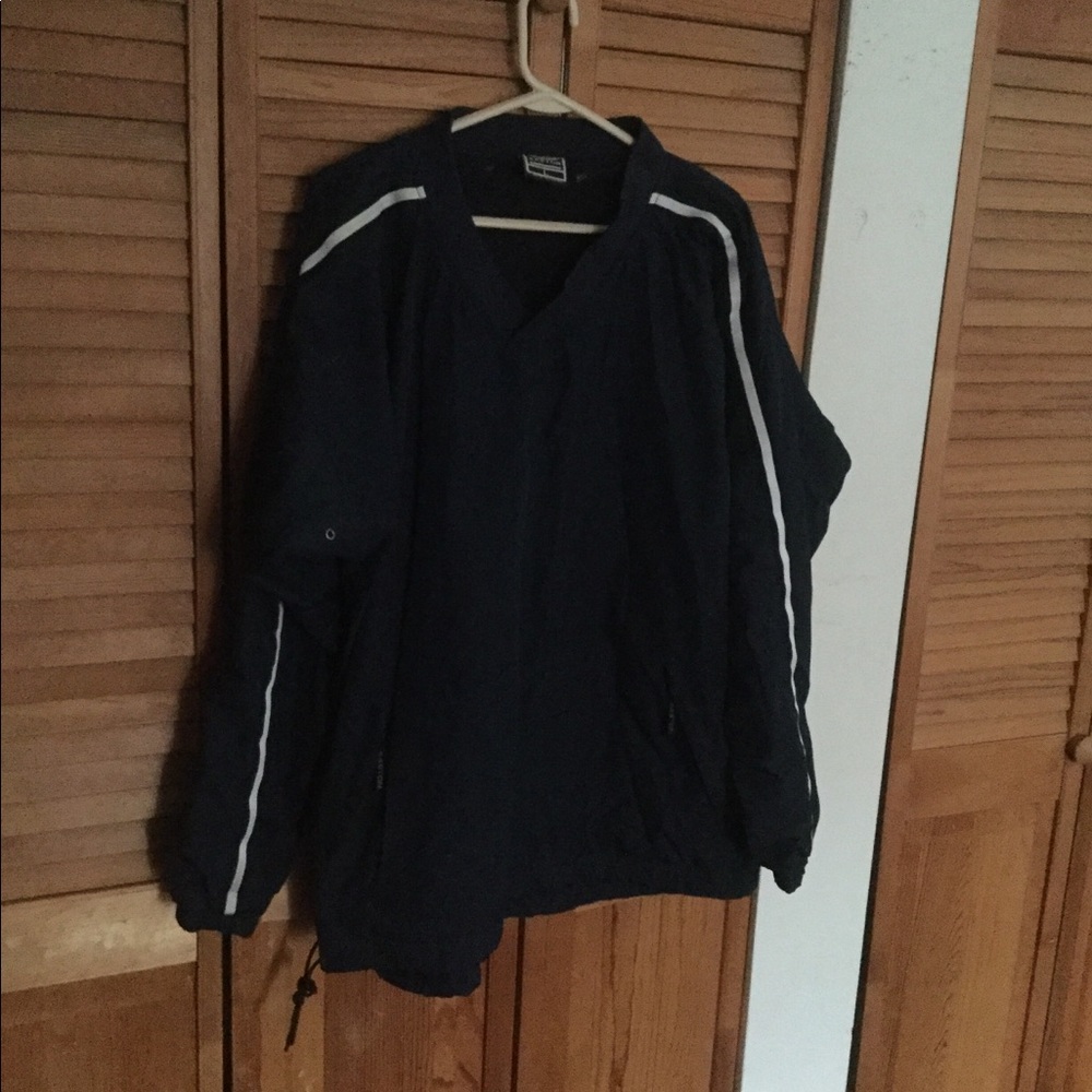 Easton blue pullover